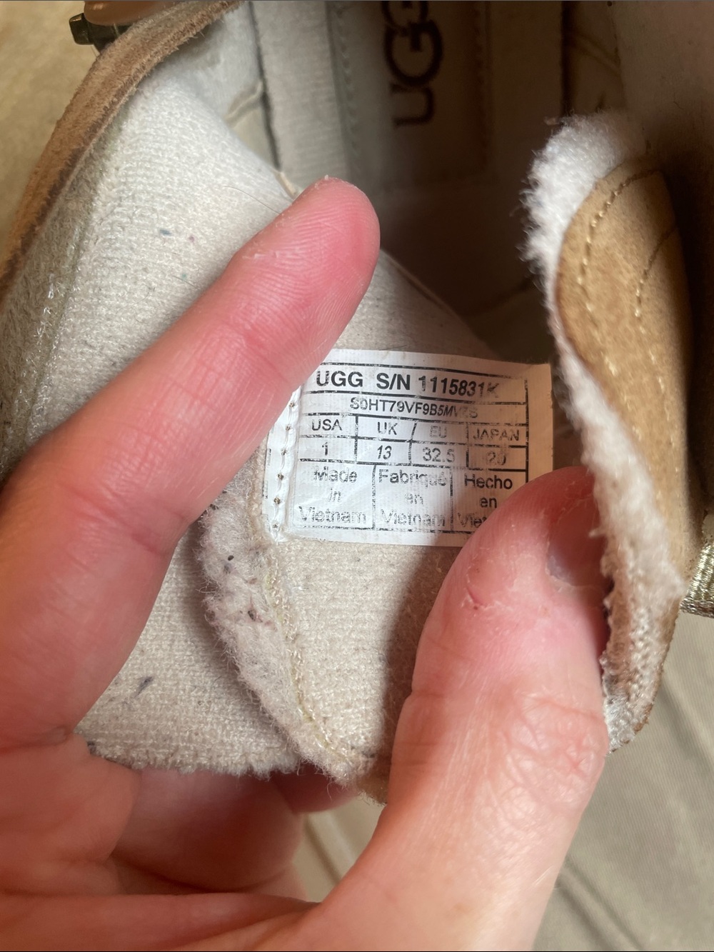UGG Boots - Picture 7 of 7